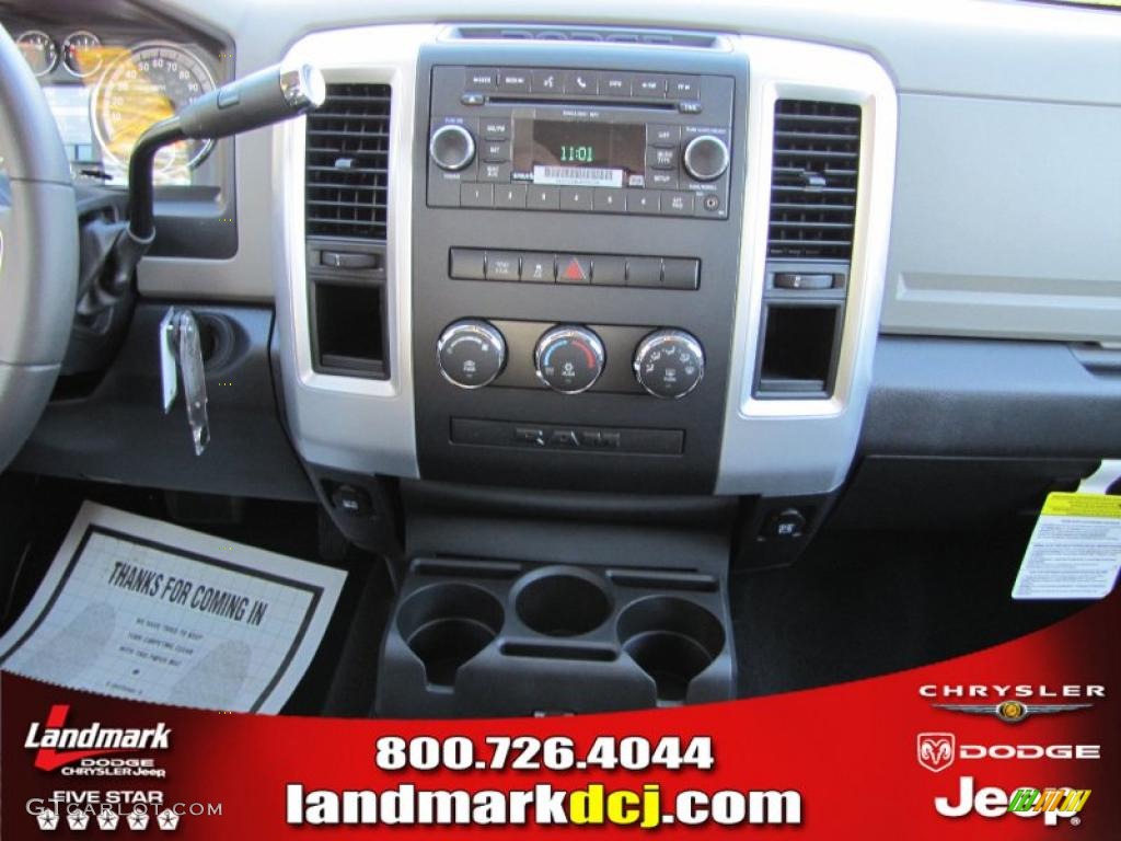 2011 Ram 1500 SLT Quad Cab - Deep Water Blue Pearl / Dark Slate Gray/Medium Graystone photo #10
