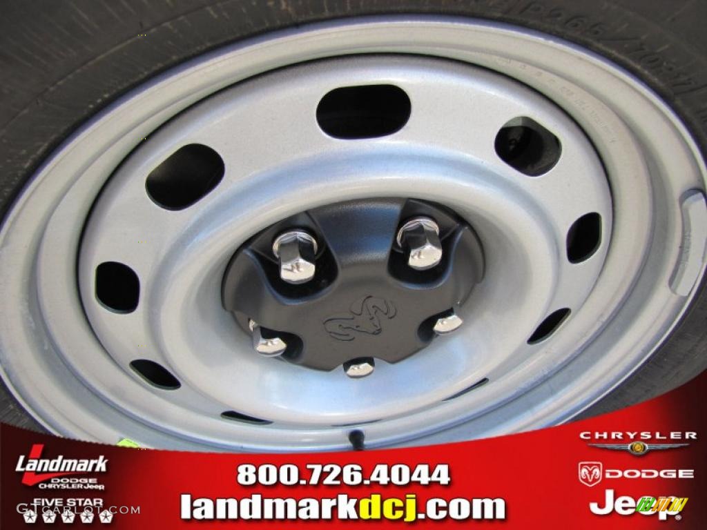 2011 Ram 1500 ST Crew Cab - Bright White / Dark Slate Gray/Medium Graystone photo #5