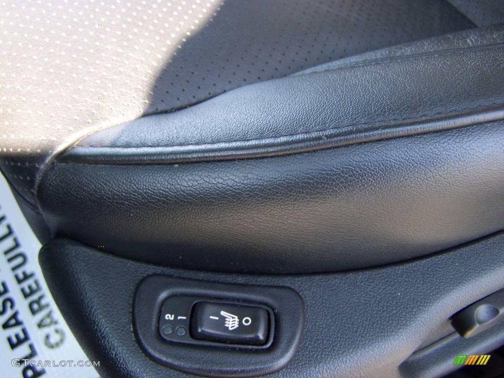 2006 G6 GT Sedan - Black / Ebony photo #10