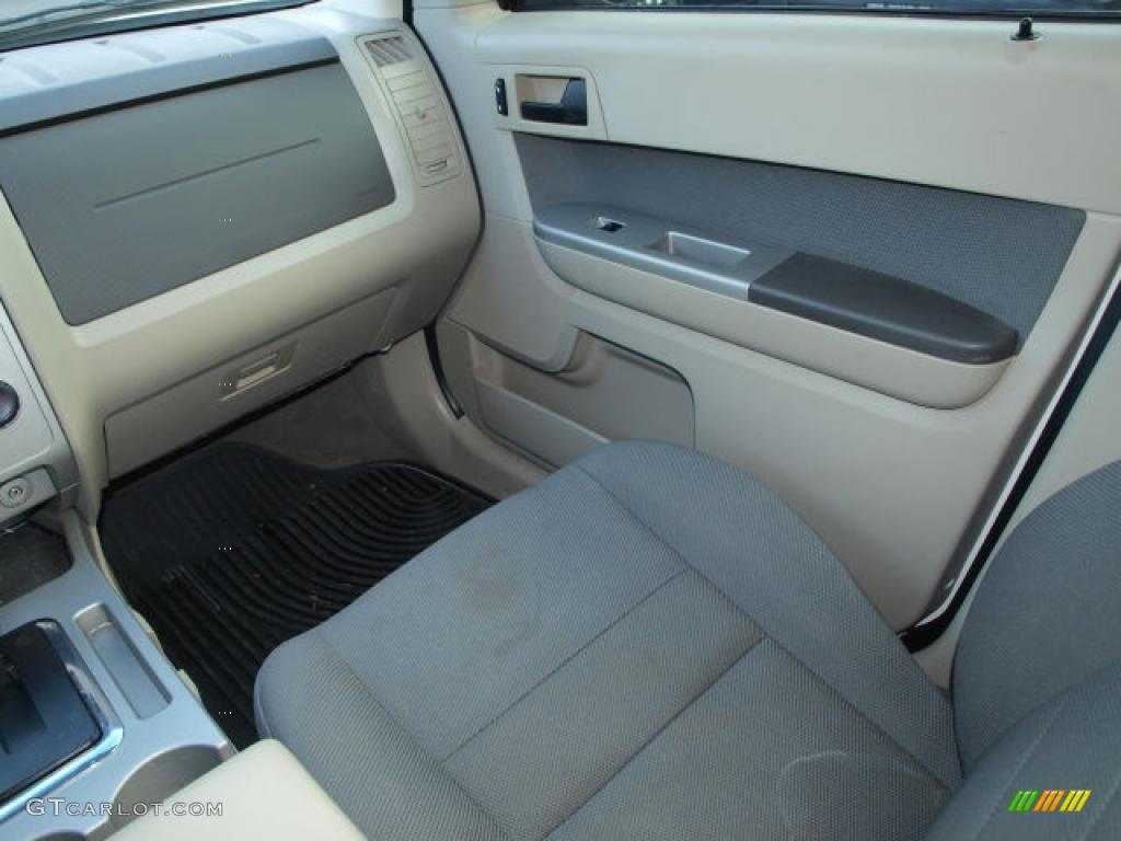 Stone Interior 2009 Ford Escape XLT V6 Photo #39904259