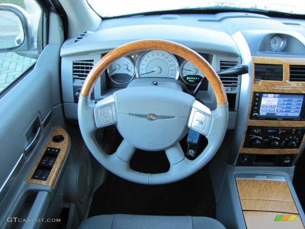 2009 Chrysler Aspen Limited Dark Slate Gray/Light Slate Gray Steering Wheel Photo #39905275