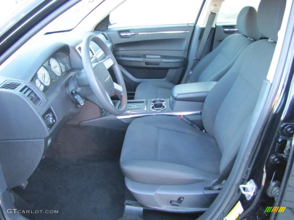 Dark Slate Gray Interior 2010 Chrysler 300 Touring Photo #39905555