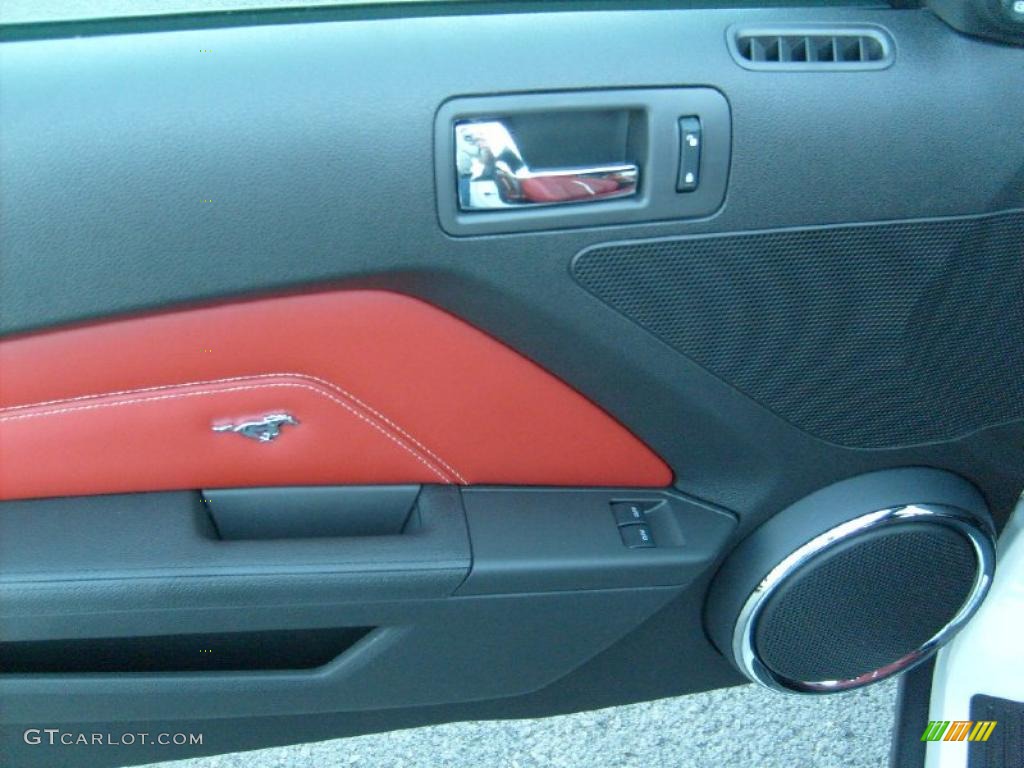 2010 Ford Mustang GT Premium Coupe Brick Red Door Panel Photo #39905867