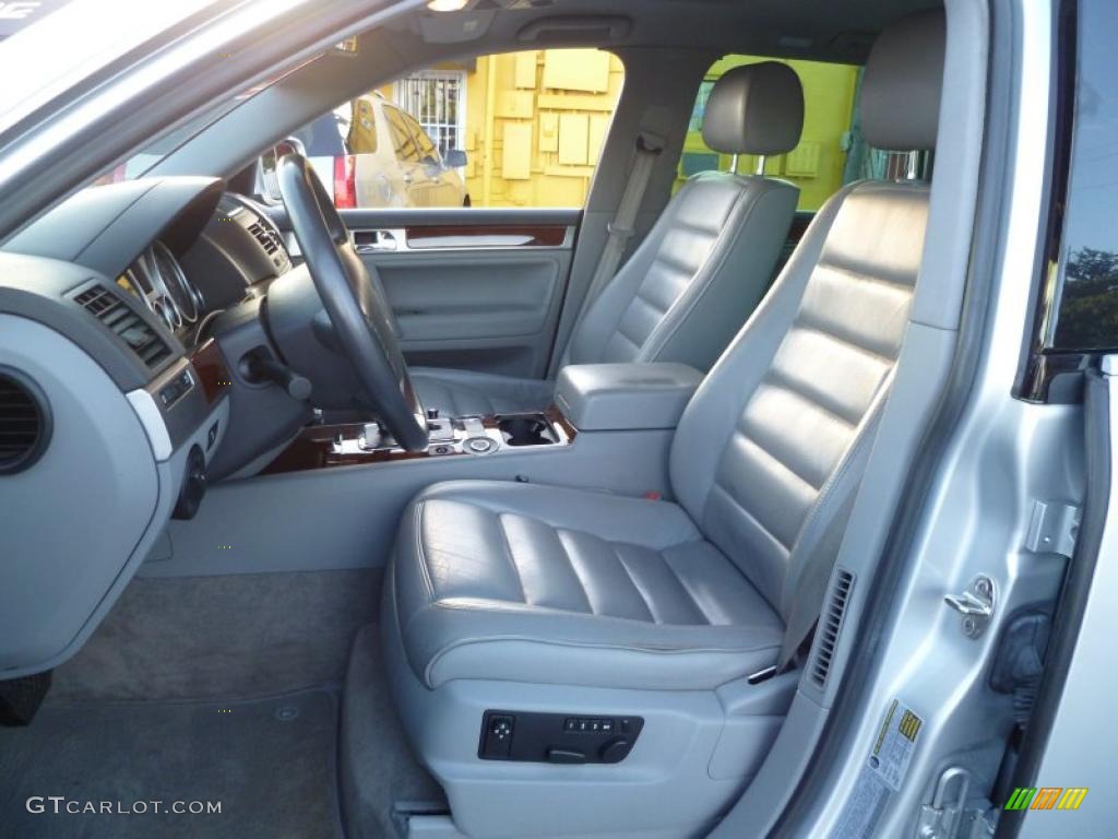 Kristal Gray Interior 2004 Volkswagen Touareg V6 Photo #39906515