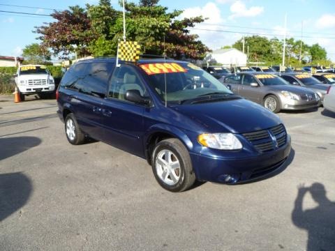 2005 Dodge Grand Caravan SXT Data, Info and Specs