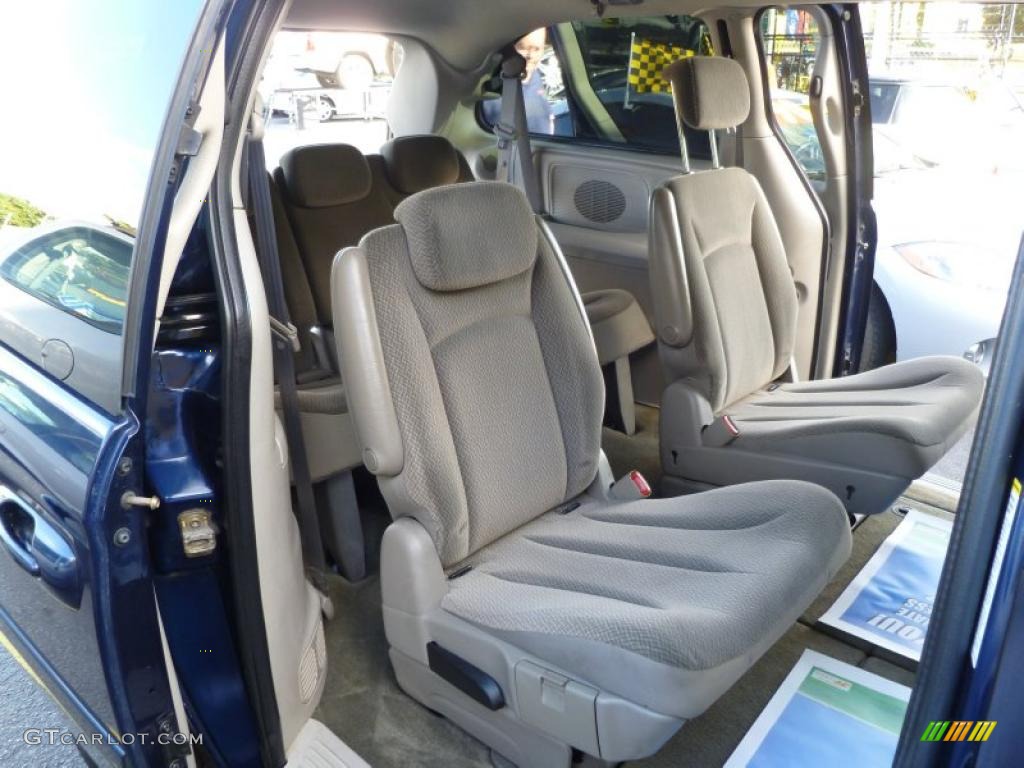 Dark Khaki/Light Graystone Interior 2005 Dodge Grand Caravan SXT Photo #39906759