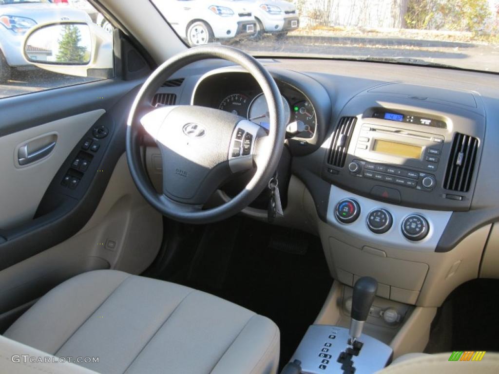2008 Hyundai Elantra GLS Sedan Beige Dashboard Photo #39907807