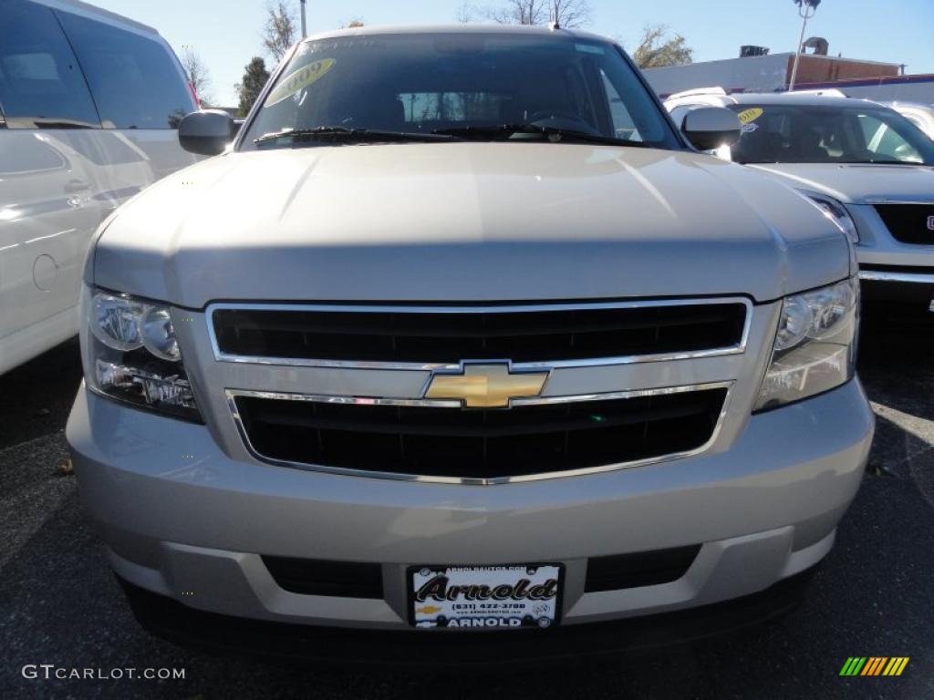 2009 Tahoe Hybrid 4x4 - Silver Birch Metallic / Ebony photo #2