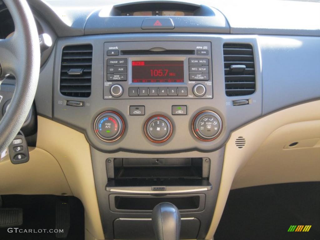 2010 Kia Optima LX Controls Photo #39912675