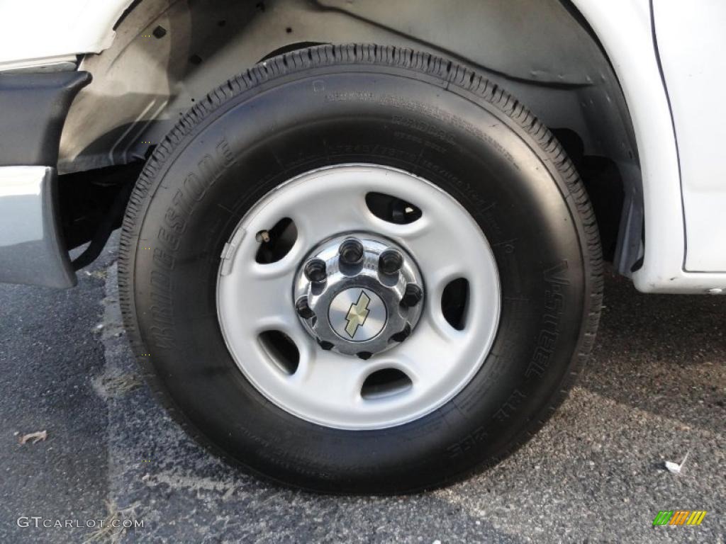 2010 Chevrolet Express LS 3500 Passenger Van Wheel Photo #39912863