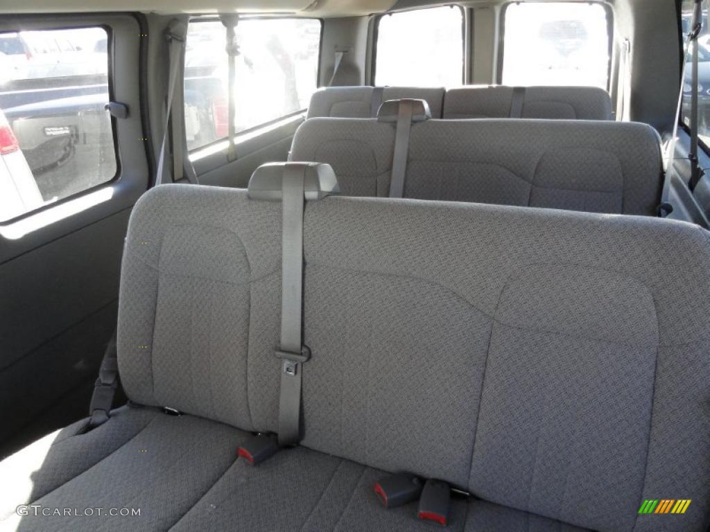 Neutral Interior 2010 Chevrolet Express LS 3500 Passenger Van Photo #39912987