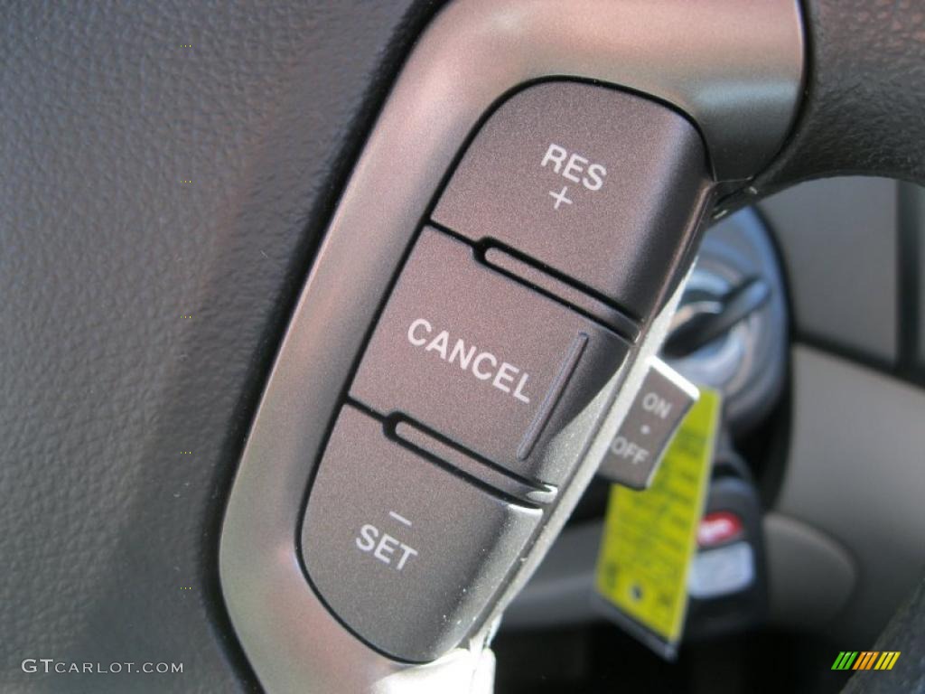 2010 Kia Optima LX Controls Photo #39914575