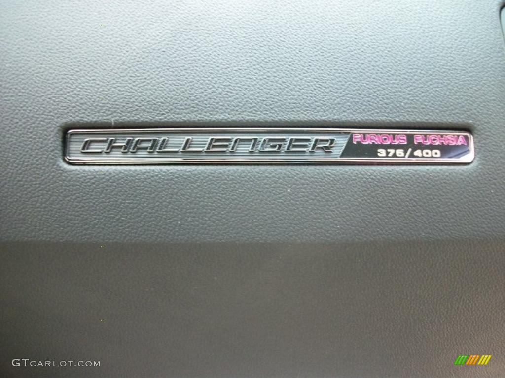 2010 Dodge Challenger SRT8 Furious Fuchsia Edition Marks and Logos Photo #39915511