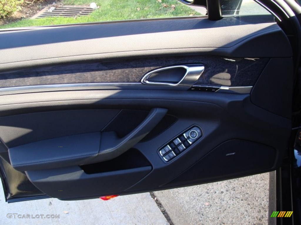 2011 Porsche Panamera 4 Black Door Panel Photo #39915963