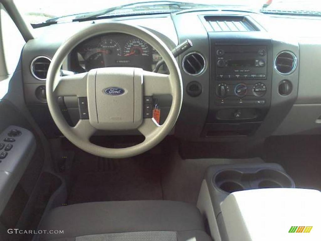 2005 F150 XLT SuperCrew - Silver Metallic / Medium Flint Grey photo #5