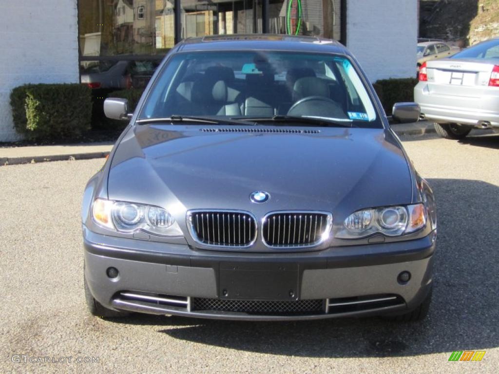 2003 3 Series 330xi Sedan - Steel Blue Metallic / Black photo #14