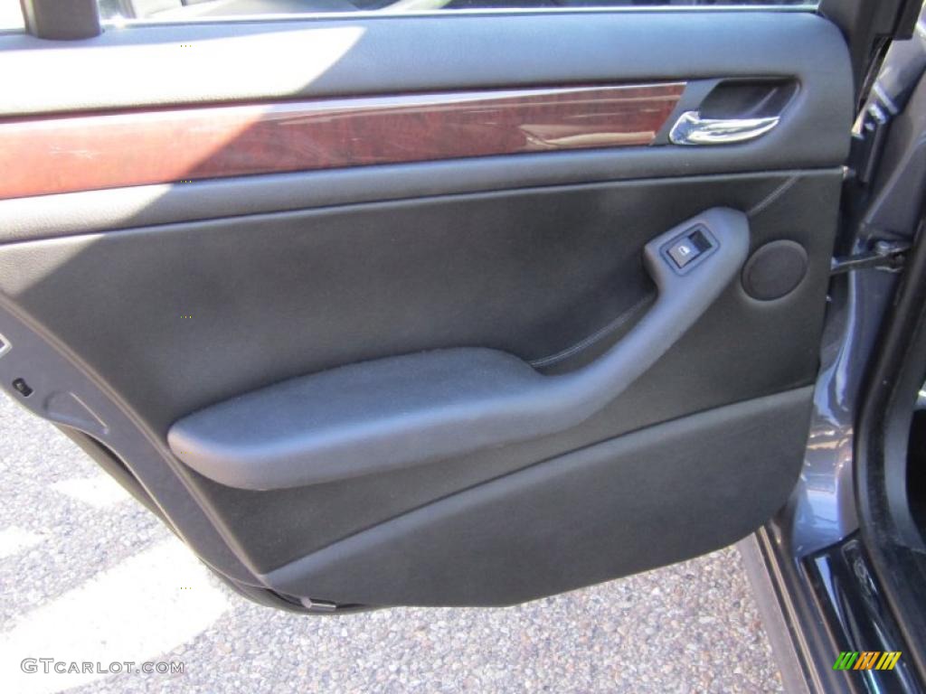 2003 3 Series 330xi Sedan - Steel Blue Metallic / Black photo #18