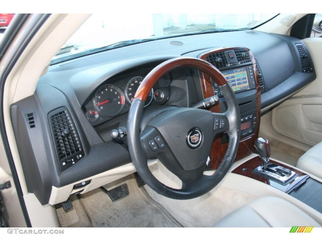 Light Neutral Interior 2005 Cadillac SRX V8 Photo #39924007