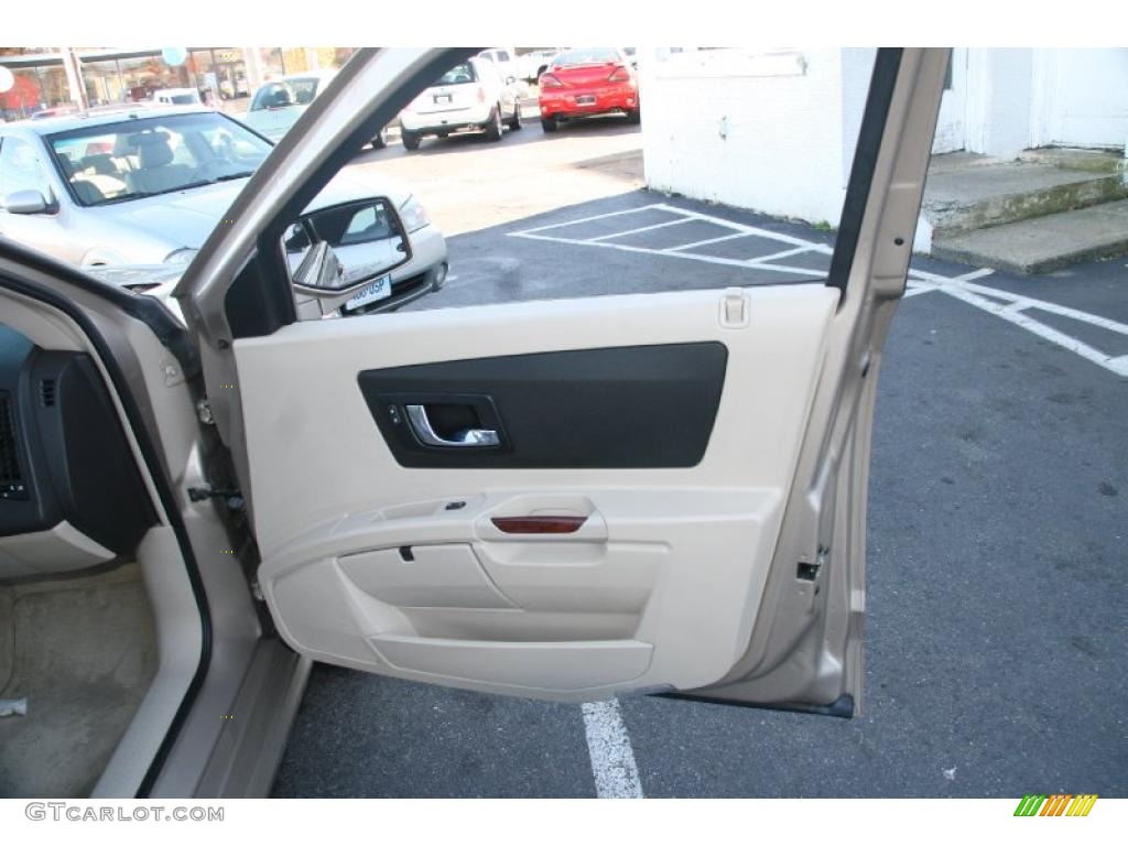 2005 Cadillac SRX V8 Door Panel Photos