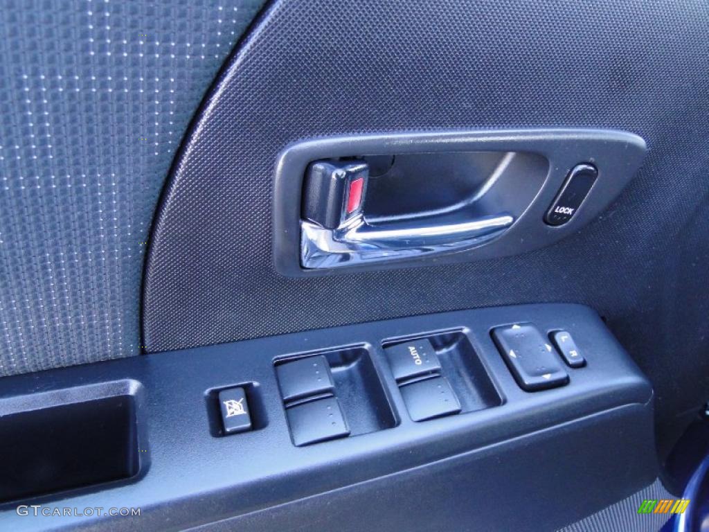 2009 Mazda MAZDA5 Sport Controls Photo #39926028