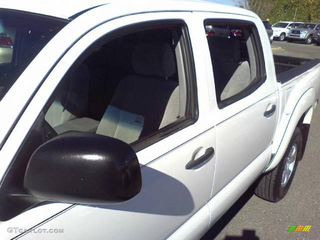 2007 Tacoma V6 SR5 PreRunner Double Cab - Super White / Graphite Gray photo #20