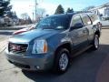 2010 Stealth Gray Metallic GMC Yukon SLT 4x4  photo #4