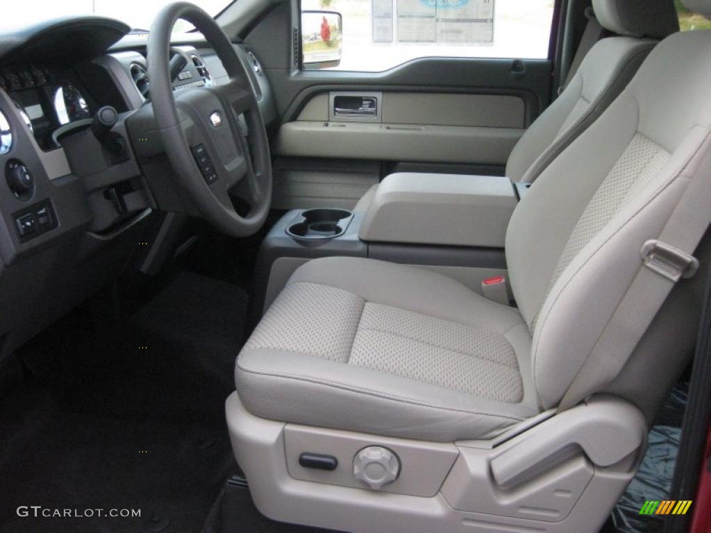 Medium Stone Interior 2010 Ford F150 XLT SuperCrew 4x4 Photo #39933928