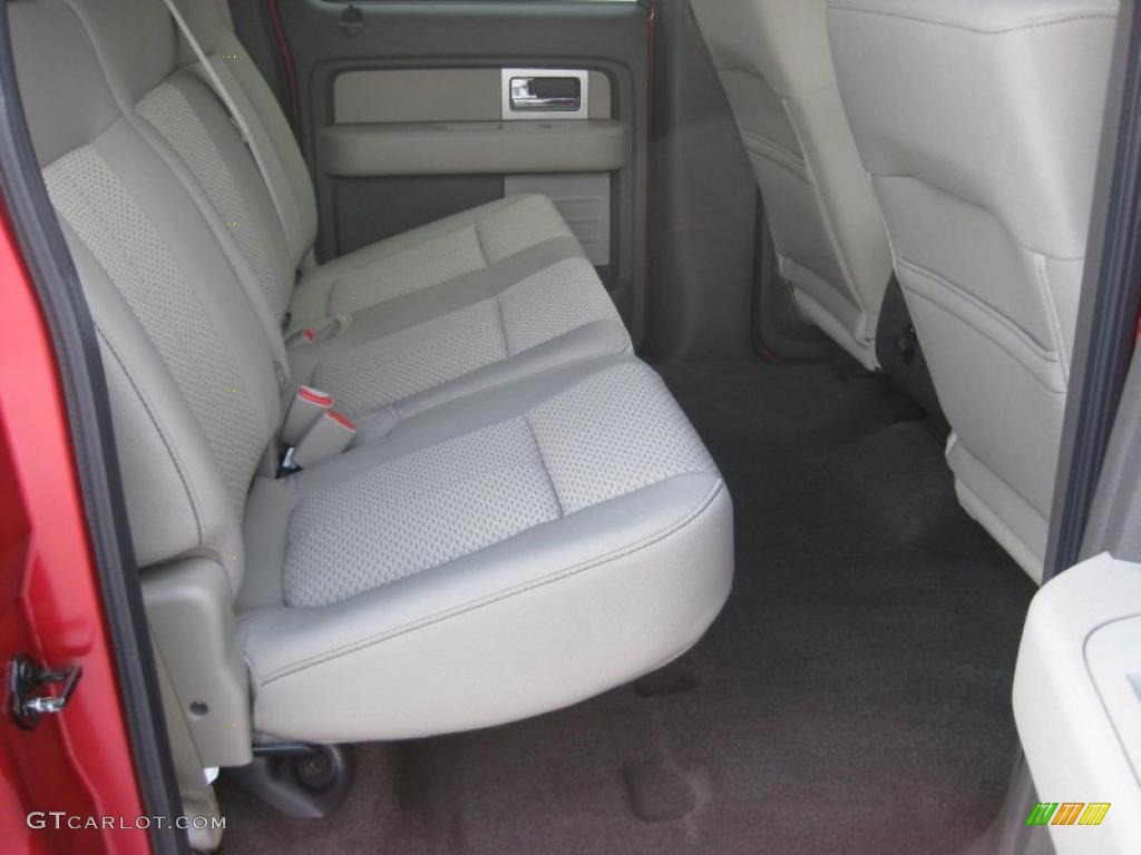 Medium Stone Interior 2010 Ford F150 XLT SuperCrew 4x4 Photo #39934068