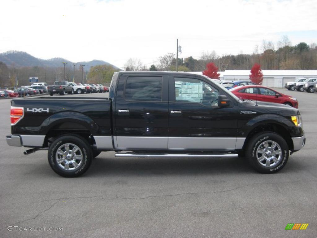 Tuxedo Black 2010 Ford F150 XLT SuperCrew 4x4 Exterior Photo #39934288