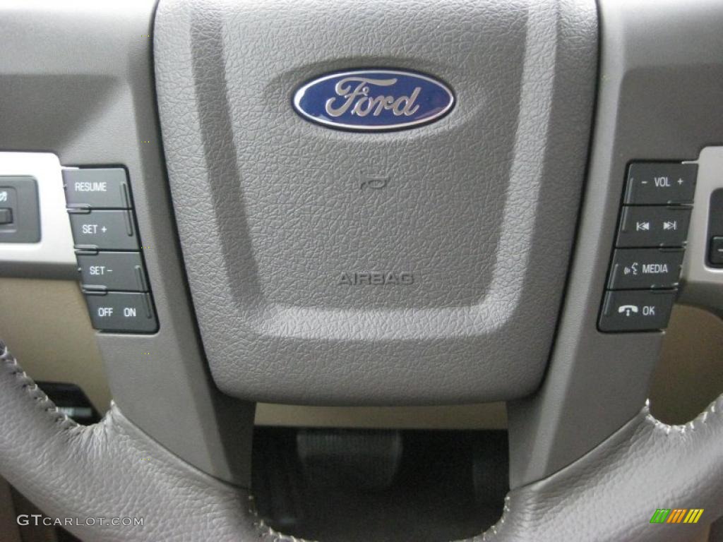 2010 Ford F150 Lariat SuperCrew 4x4 Controls Photo #39935092