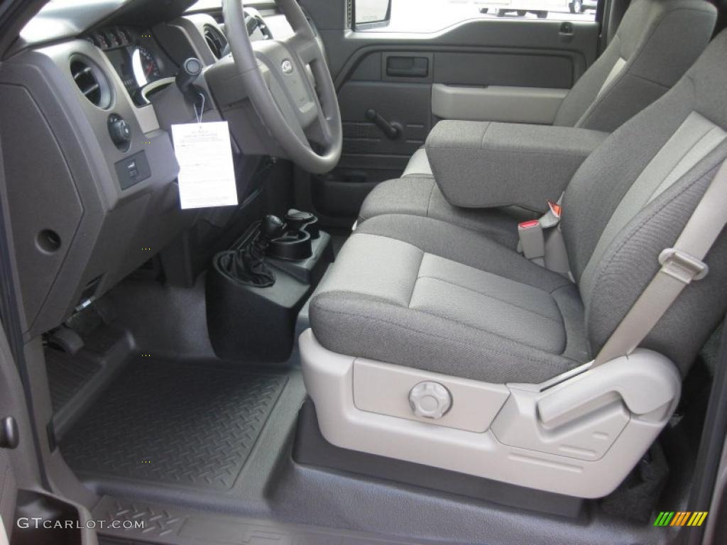 Medium Stone Interior 2010 Ford F150 XL Regular Cab 4x4 Photo #39935688