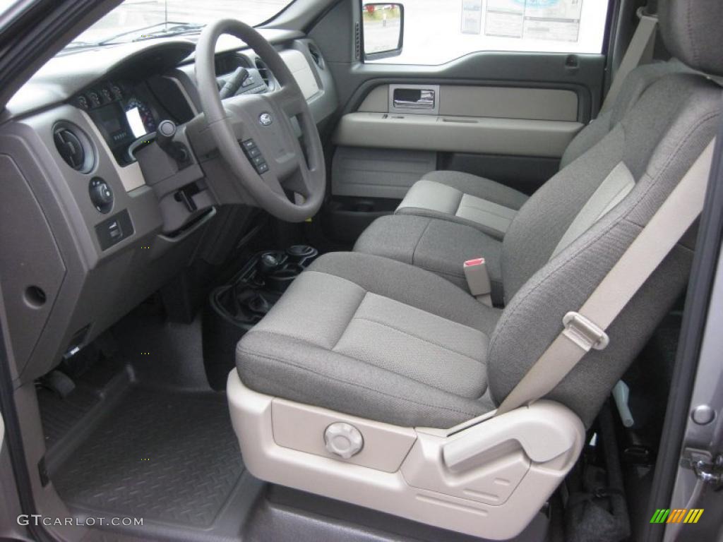 Medium Stone Interior 2010 Ford F150 STX Regular Cab 4x4 Photo #39936060