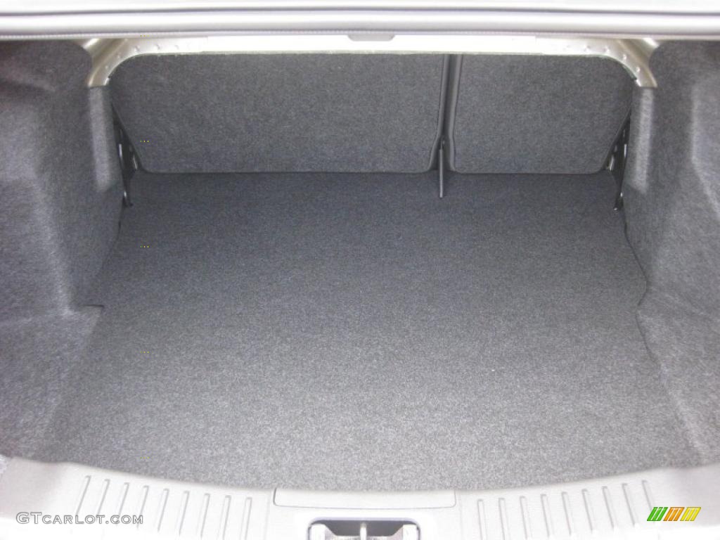 2011 Ford Fiesta S Sedan Trunk Photo #39937284