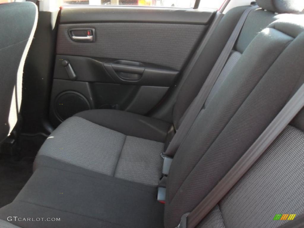 Black Interior 2007 Mazda MAZDA3 i Sedan Photo #39937296