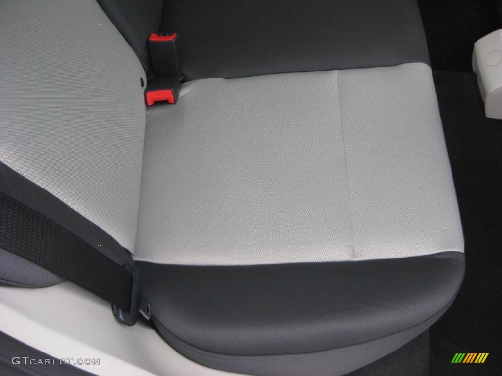 Light Stone/Charcoal Black Cloth Interior 2011 Ford Fiesta S Sedan Photo #39937448