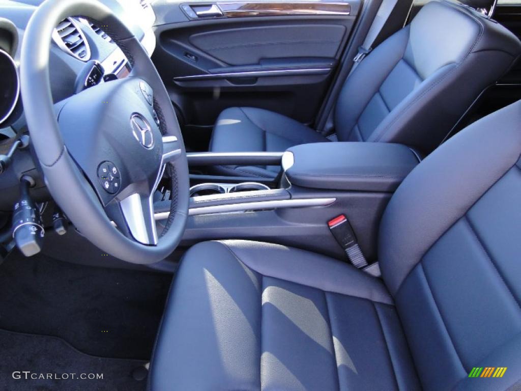 Black Interior 2011 Mercedes-Benz ML 350 Photo #39937460