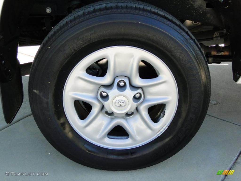 2009 Tundra SR5 Double Cab 4x4 - Super White / Graphite Gray photo #32