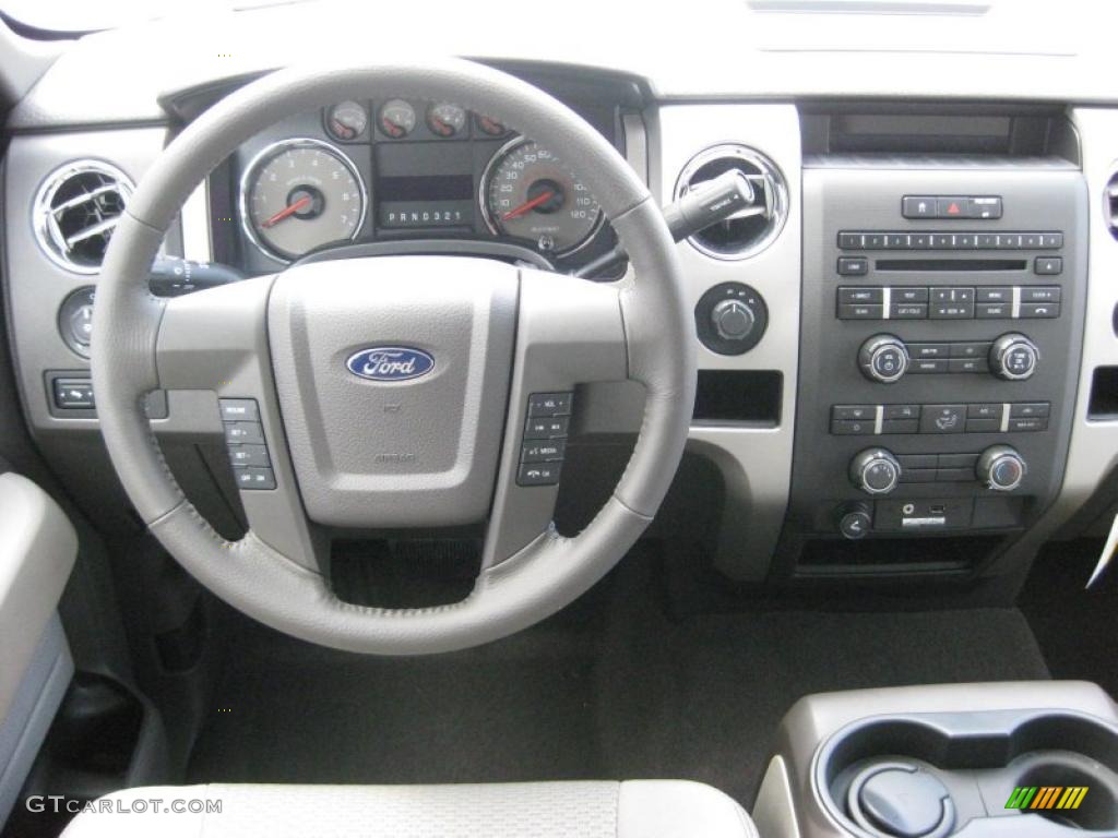 2010 Ford F150 XLT SuperCrew 4x4 Medium Stone Dashboard Photo #39940266