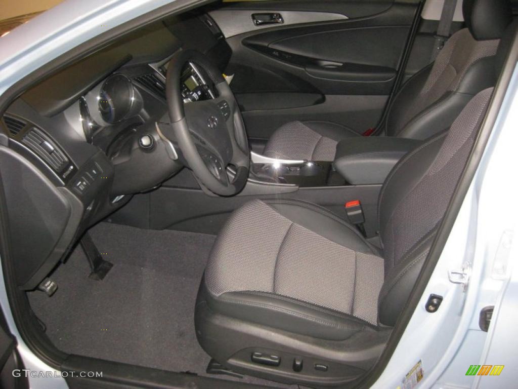 Black Interior 2011 Hyundai Sonata SE Photo #39940986