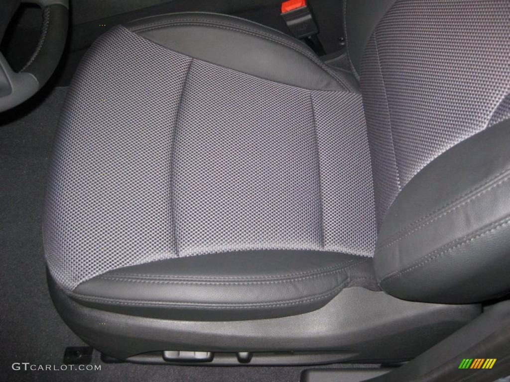 Black Interior 2011 Hyundai Sonata SE Photo #39940998