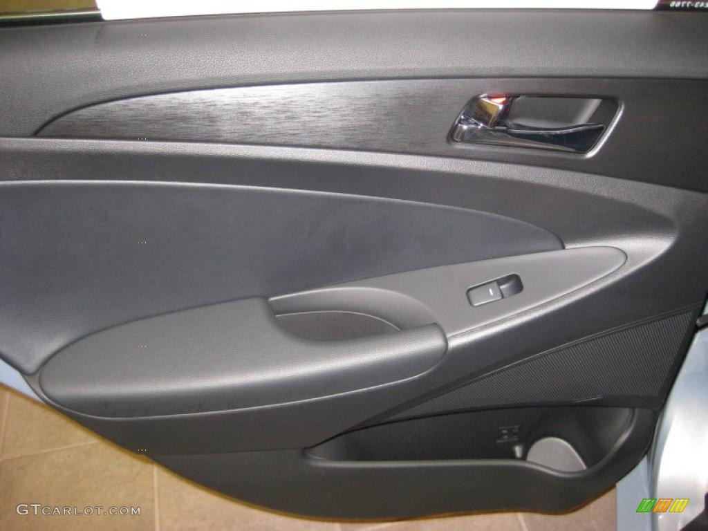 2011 Hyundai Sonata SE Black Door Panel Photo #39941046