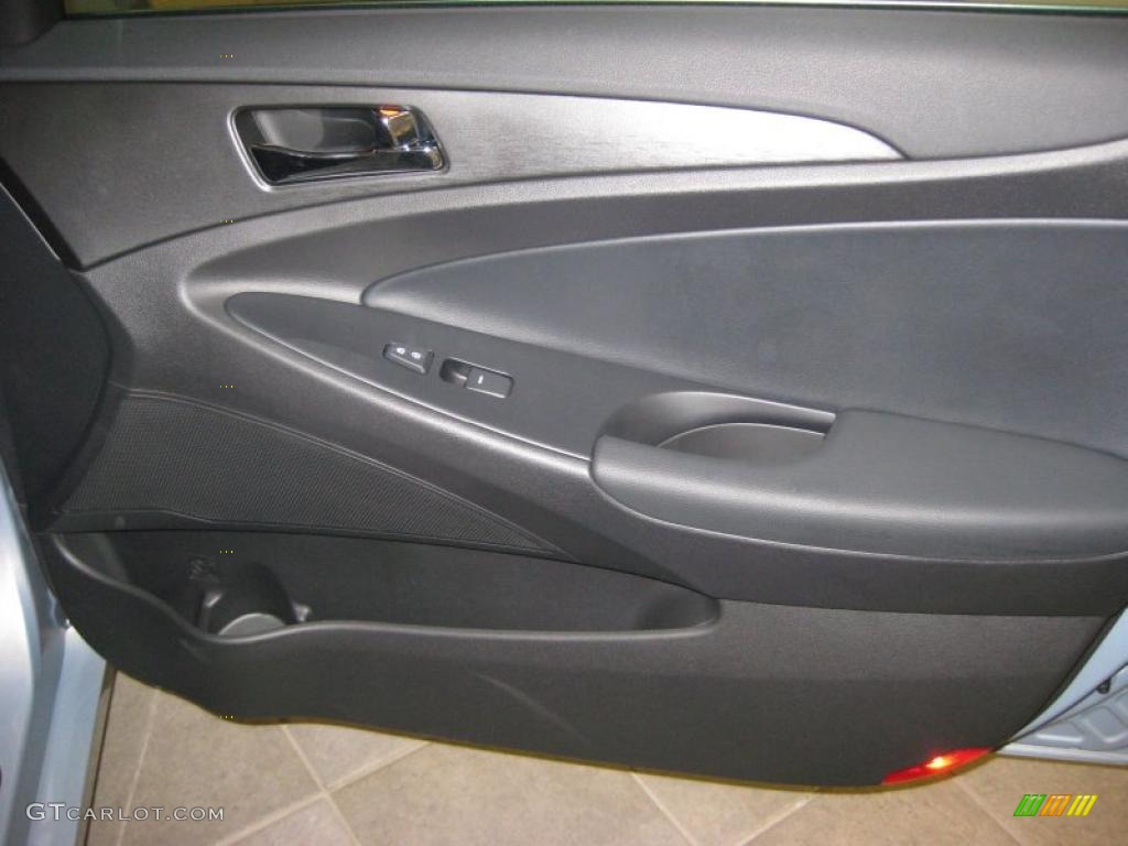 2011 Hyundai Sonata SE Black Door Panel Photo #39941074