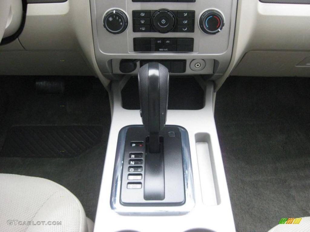 2008 Ford Escape XLT 4WD Transmission Photos