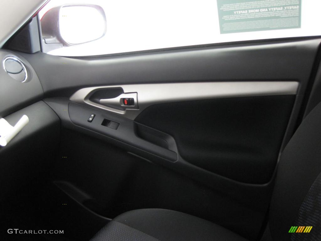 2010 Matrix S - Radiant Red / Ash Gray photo #34