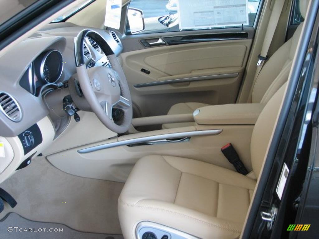 Cashmere Interior 2011 Mercedes-Benz ML 350 4Matic Photo #39944790