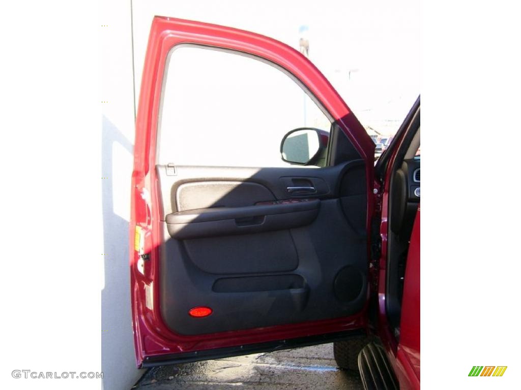 2007 Tahoe LT 4x4 - Sport Red Metallic / Ebony photo #18