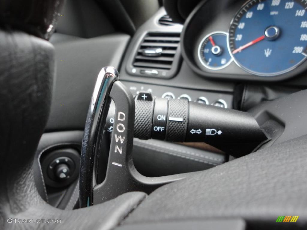 2011 Maserati Quattroporte S Controls Photo #39949054