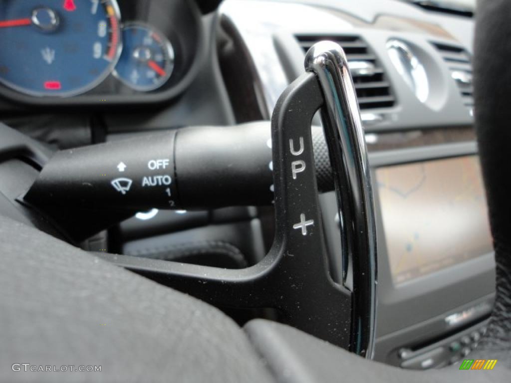 2011 Maserati Quattroporte S Controls Photo #39949070