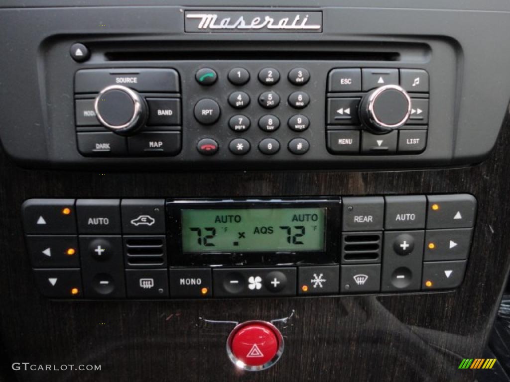 2011 Maserati Quattroporte S Controls Photo #39949166
