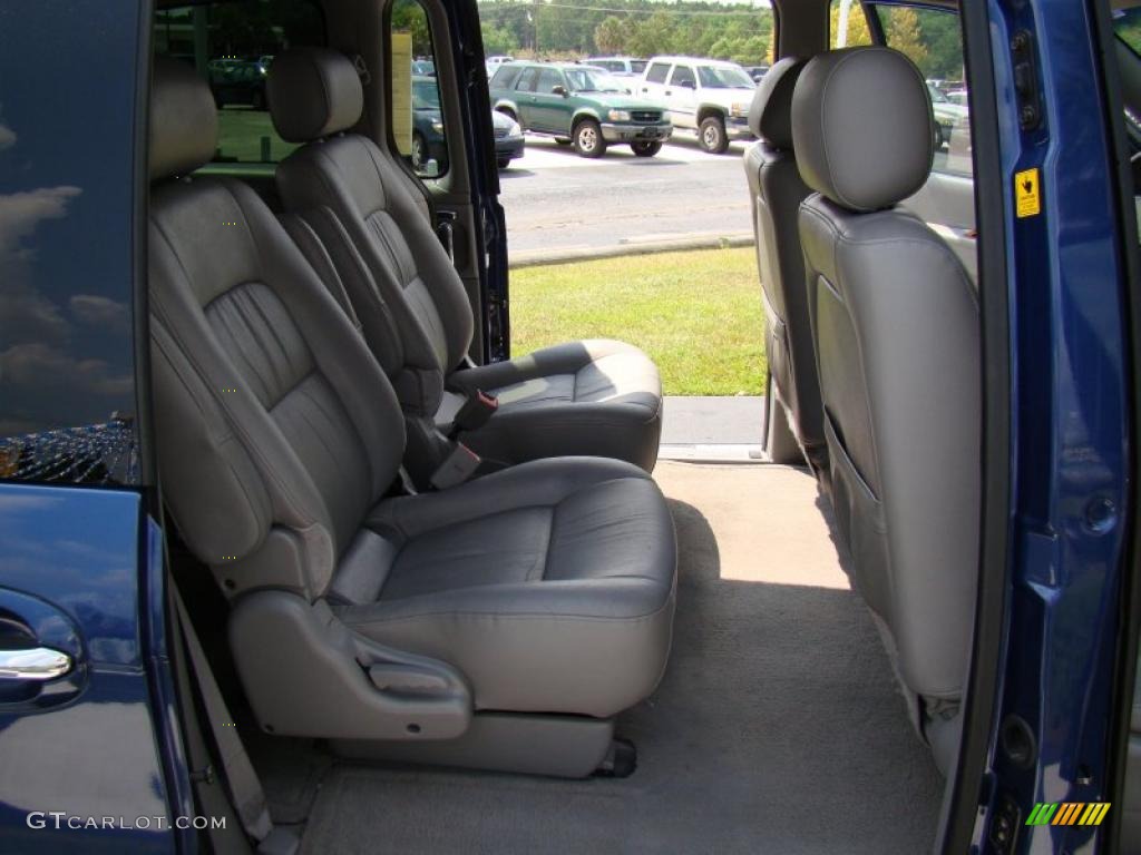 2004 Sedona EX - Imperial Blue / Gray photo #20